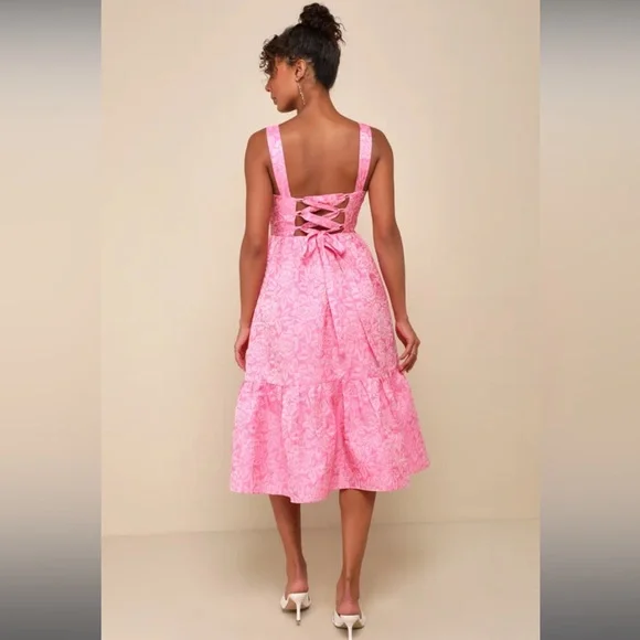 NWT Lulus Midi Dress - Picture 2 of 5